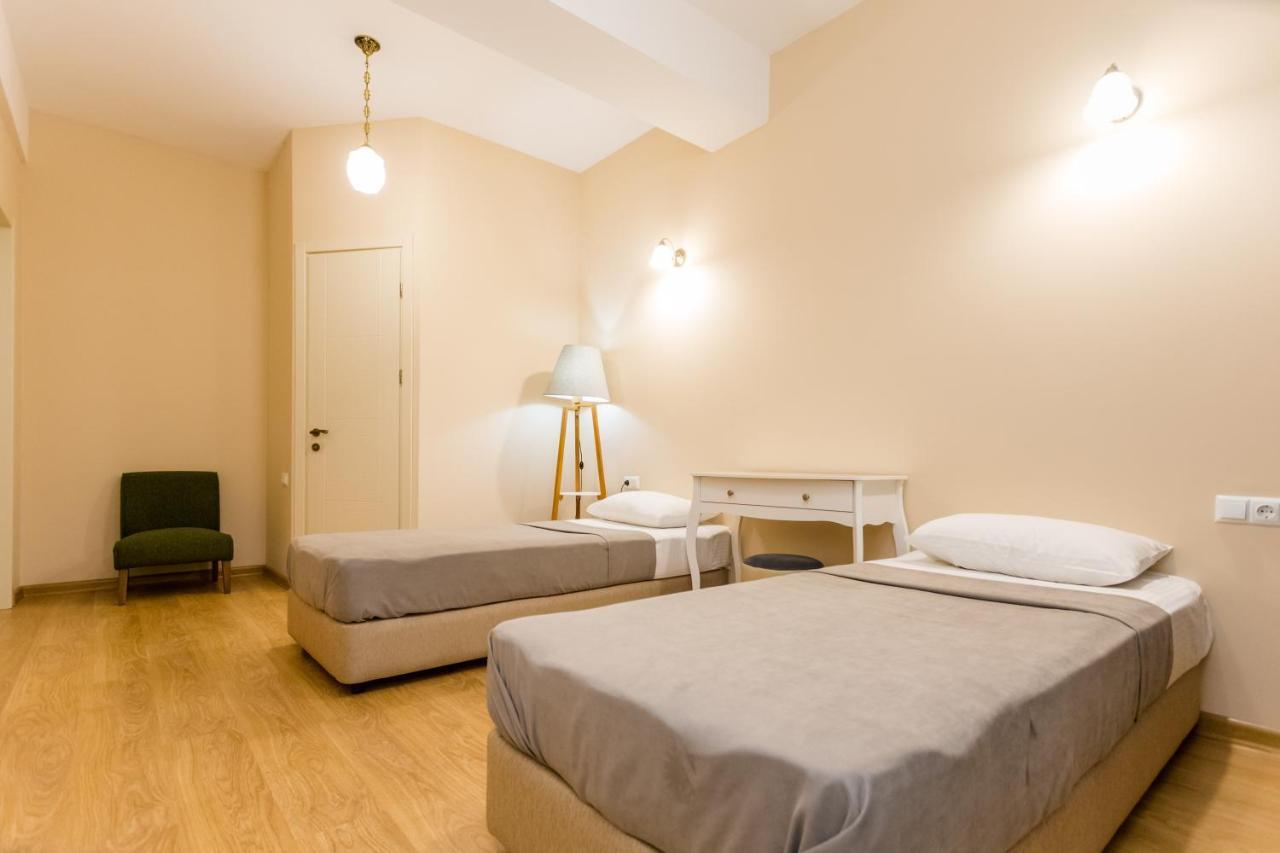 Central Comfort Place L Tbilisi ภายนอก รูปภาพ