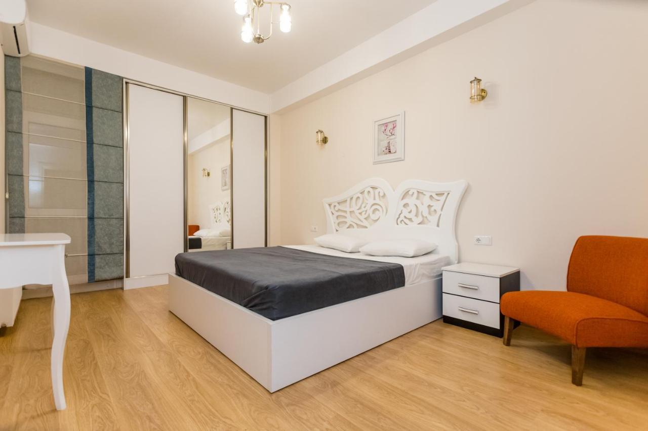 Central Comfort Place L Tbilisi ภายนอก รูปภาพ