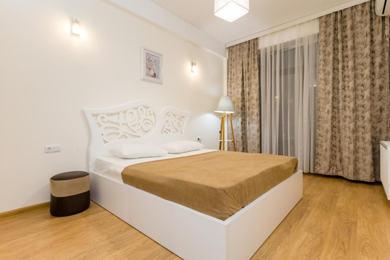 Central Comfort Place L Tbilisi ภายนอก รูปภาพ