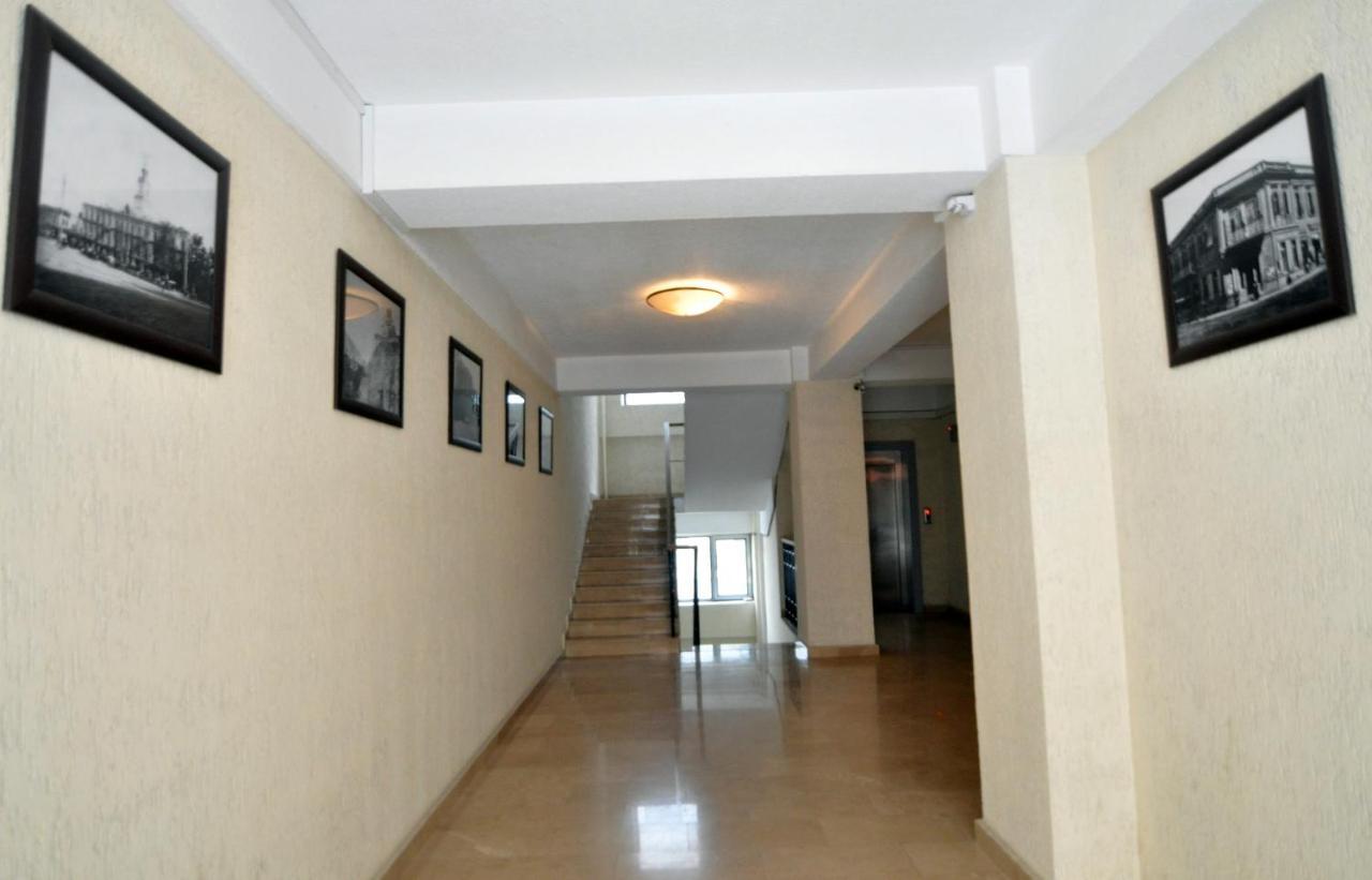 Central Comfort Place L Tbilisi ภายนอก รูปภาพ