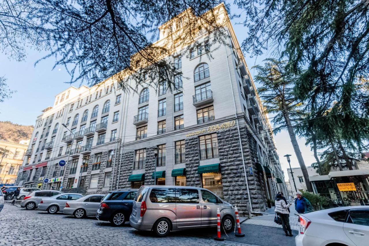 Central Comfort Place L Tbilisi ภายนอก รูปภาพ